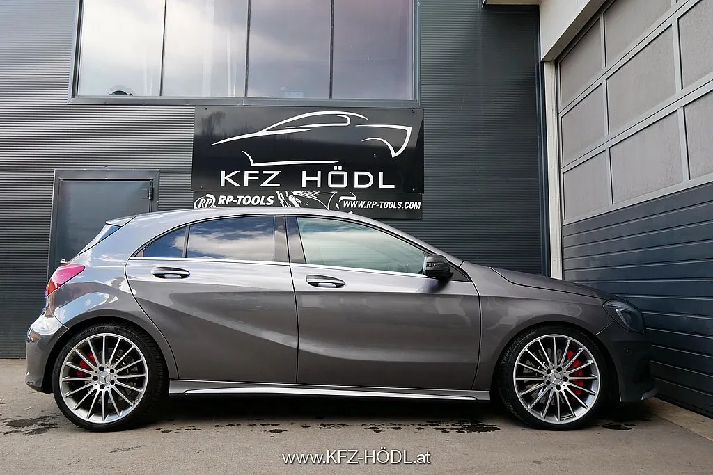 Mercedes-Benz A 45 AMG 4MATIC Aut. Image 5