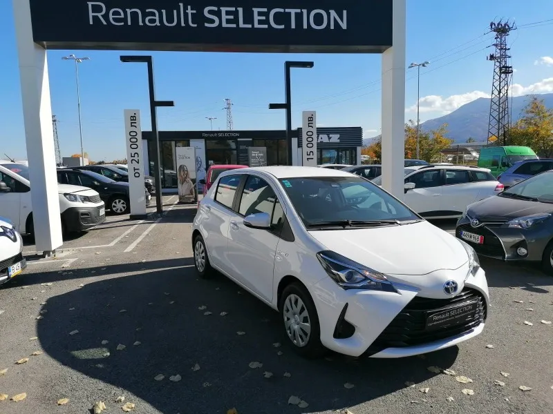 Toyota Yaris 1.5VVT-i HYBRID Image 1