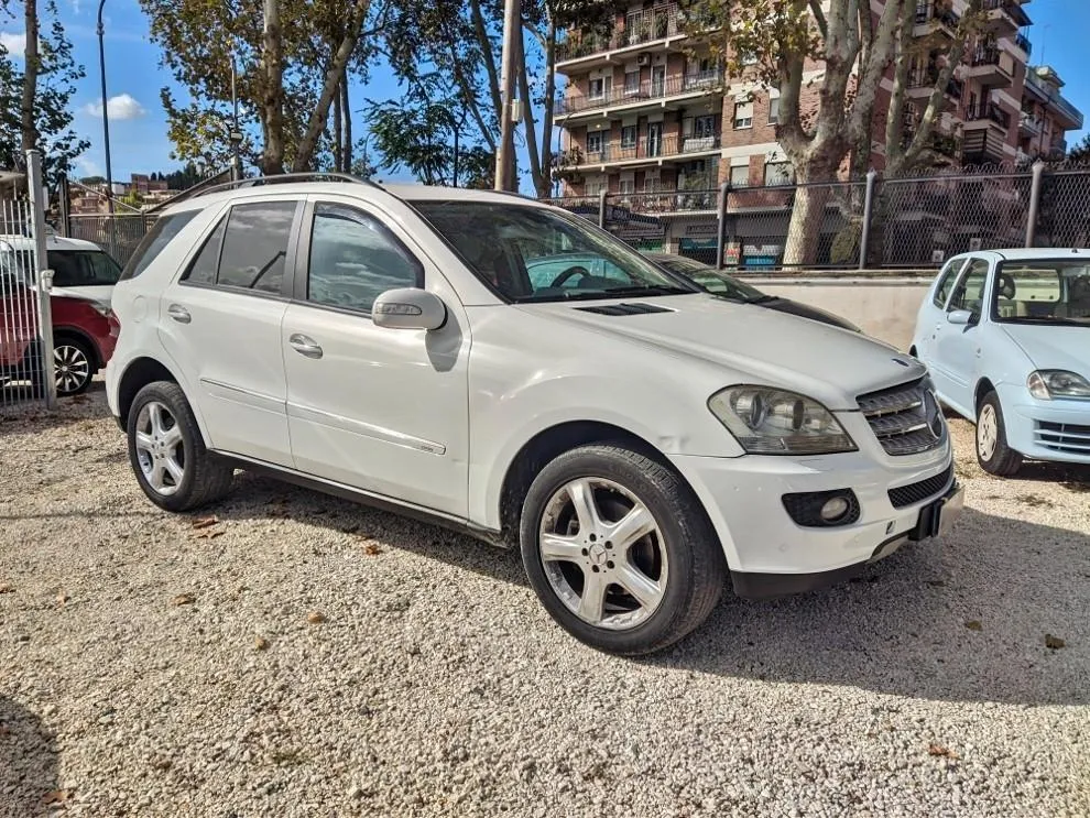 MERCEDES BENZ Classe M ML 320 CDI Offroad Pro Image 3